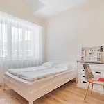 شقة فندقية Kastanimaja