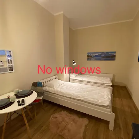 Apartahotel Kastanimaja 3*