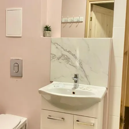 Kastanimaja 3* Tartu