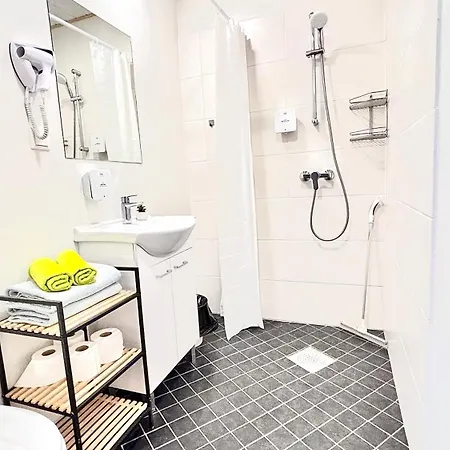 Kastanimaja Aparthotel Tartu