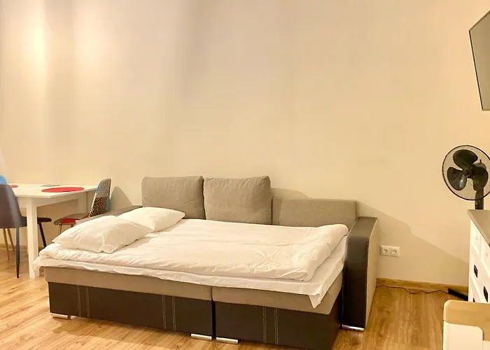 شقة فندقية Kastanimaja